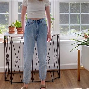 Brandy Melville Light Wash Jane Jeans
